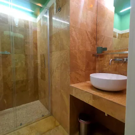 Speciale Tarshito Bari